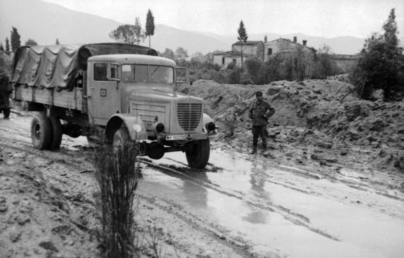 LKW 1944 Landstraße